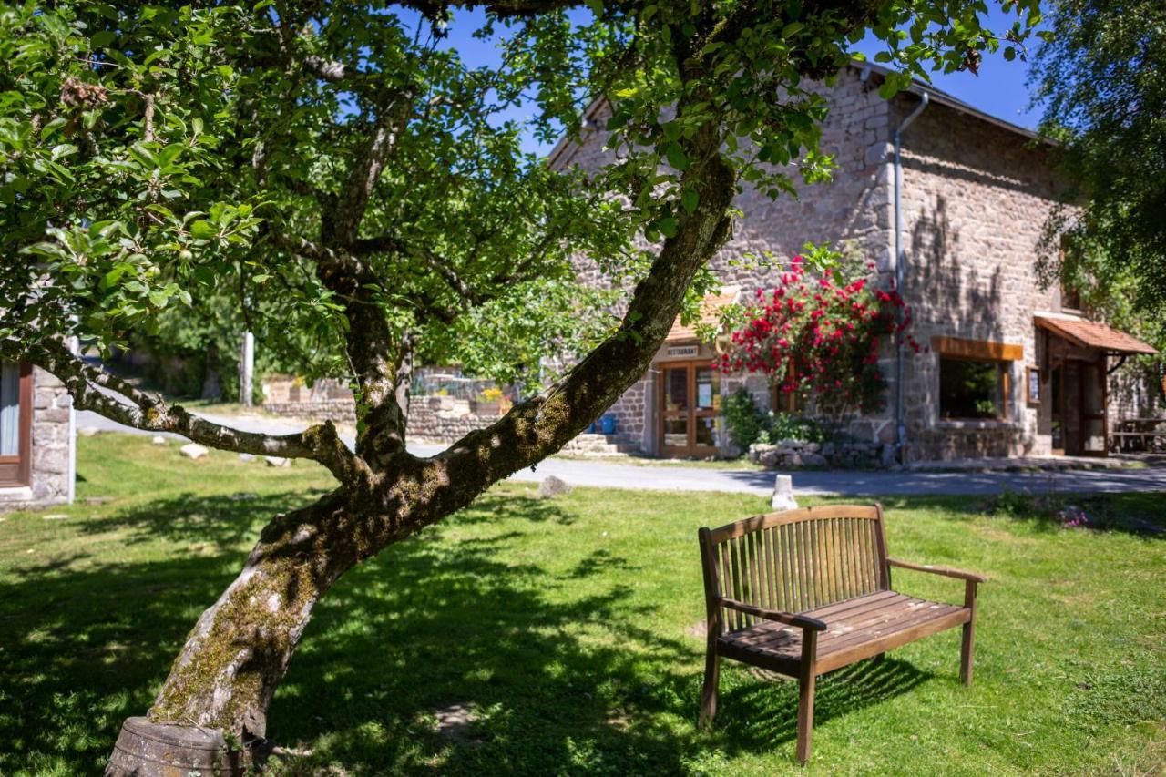 Bed and Breakfast Les Soleils Mérinchal Exterior foto